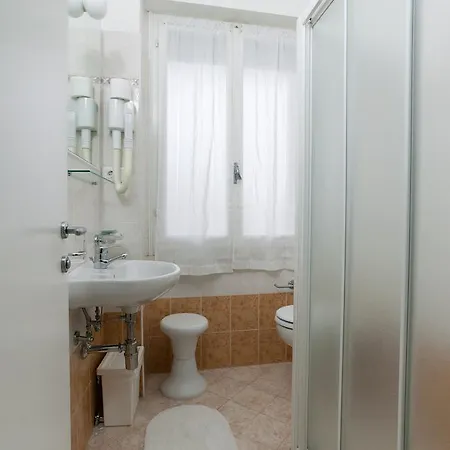 Hotell Globus 3*